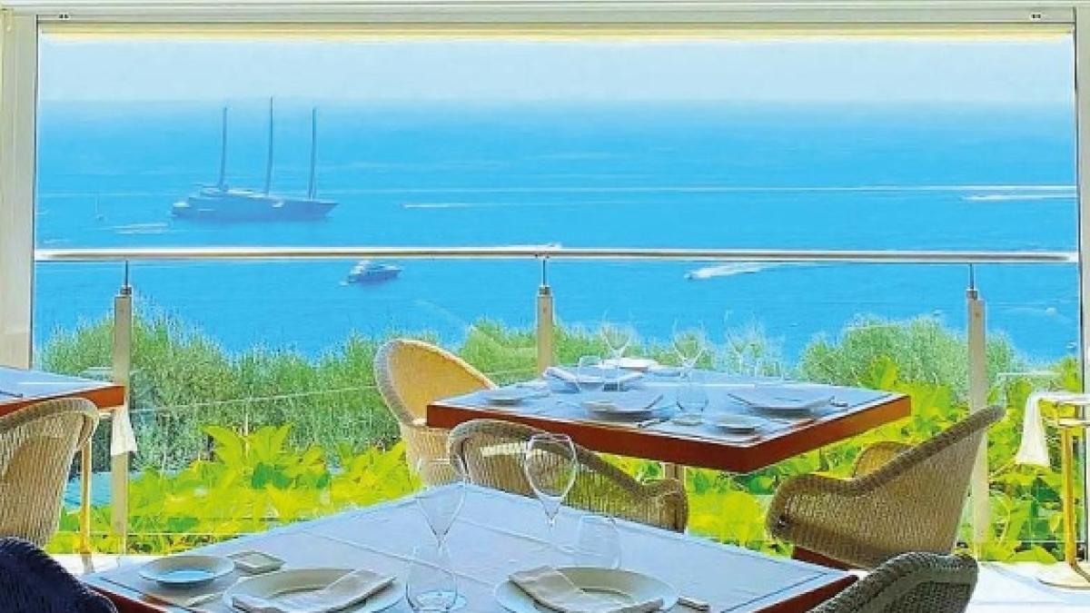 Nerano, il ristorante «Quattro Passi» sequestrato per lottizzazione abusiva: meta dei vip, l'unico al Sud con 3 stelle Michelin