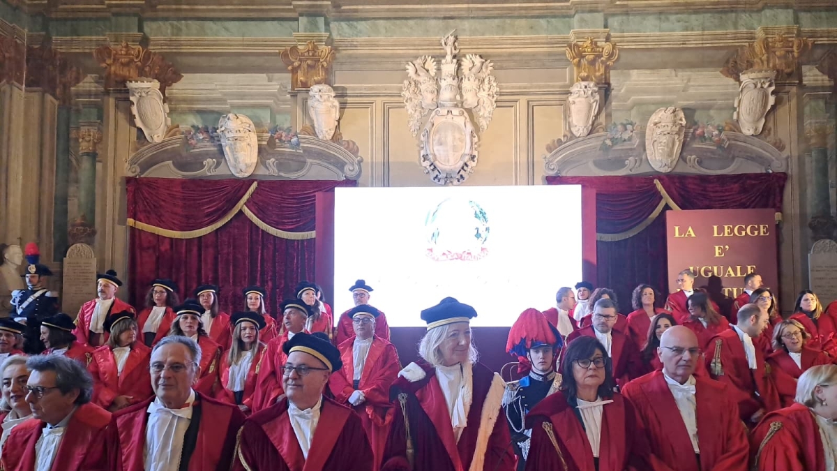 Anno giudiziario Napoli, all'inaugurazione Gratteri replica a Nordio: sul referendum il termine blasfemia è inappropriato. Policastro: in aumento stese e omicidi fra giovanissimi