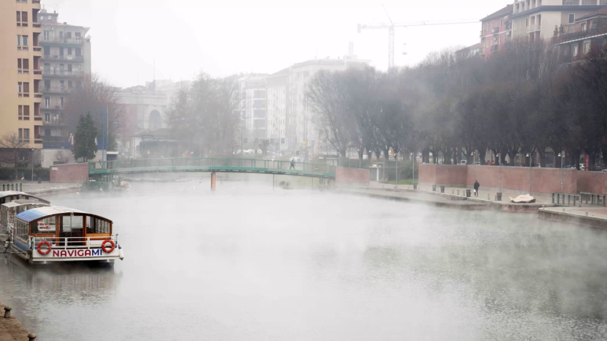 Previsioni meteo domenica 1 febbraio, a Milano e in Lombardia il mese inizia con la nebbia. Poi pioverà