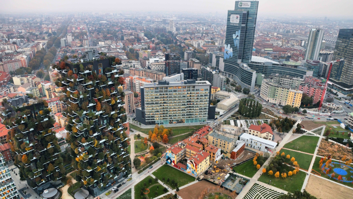 Previsioni meteo giovedì 5 febbraio, a Milano e in Lombardia schiarite durante il giorno, la sera torna la pioggia