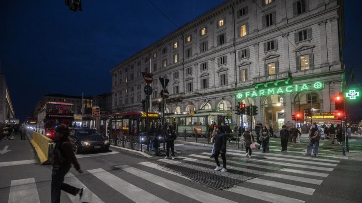 Piano strade sicure, in arrivo 35 milioni per l’illuminazione: Termini, Esquilino e Fori Imperiali le priorità