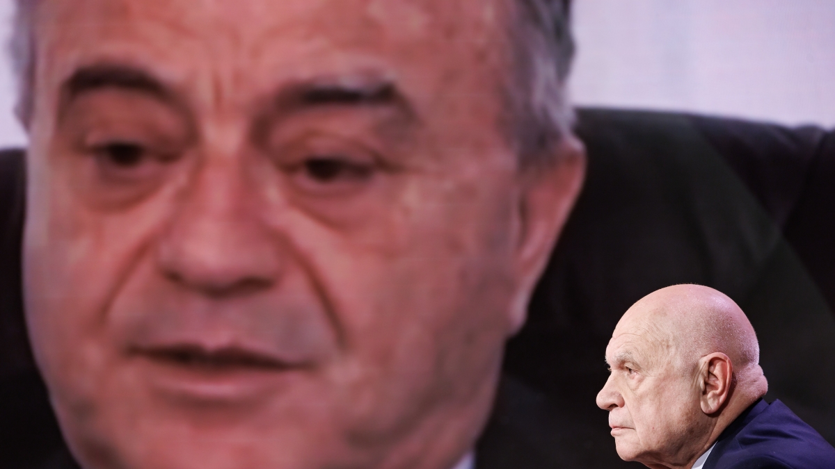 Referendum, bufera su Gratteri. «Votano Sì massoni deviati, imputati e indagati». Nordio: «Serve il test psico attitudinale?»