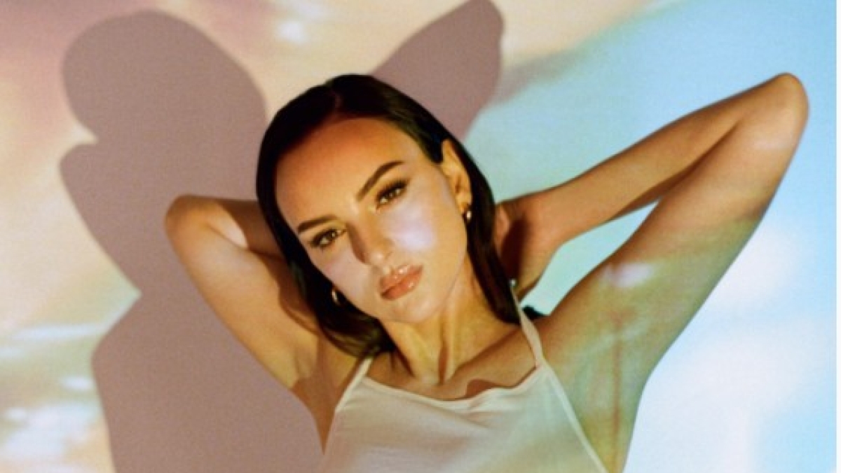 Arisa e il ritorno a Sanremo con «Magica Favola»: «Sono caduta tante volte, ma ora sono centrata»