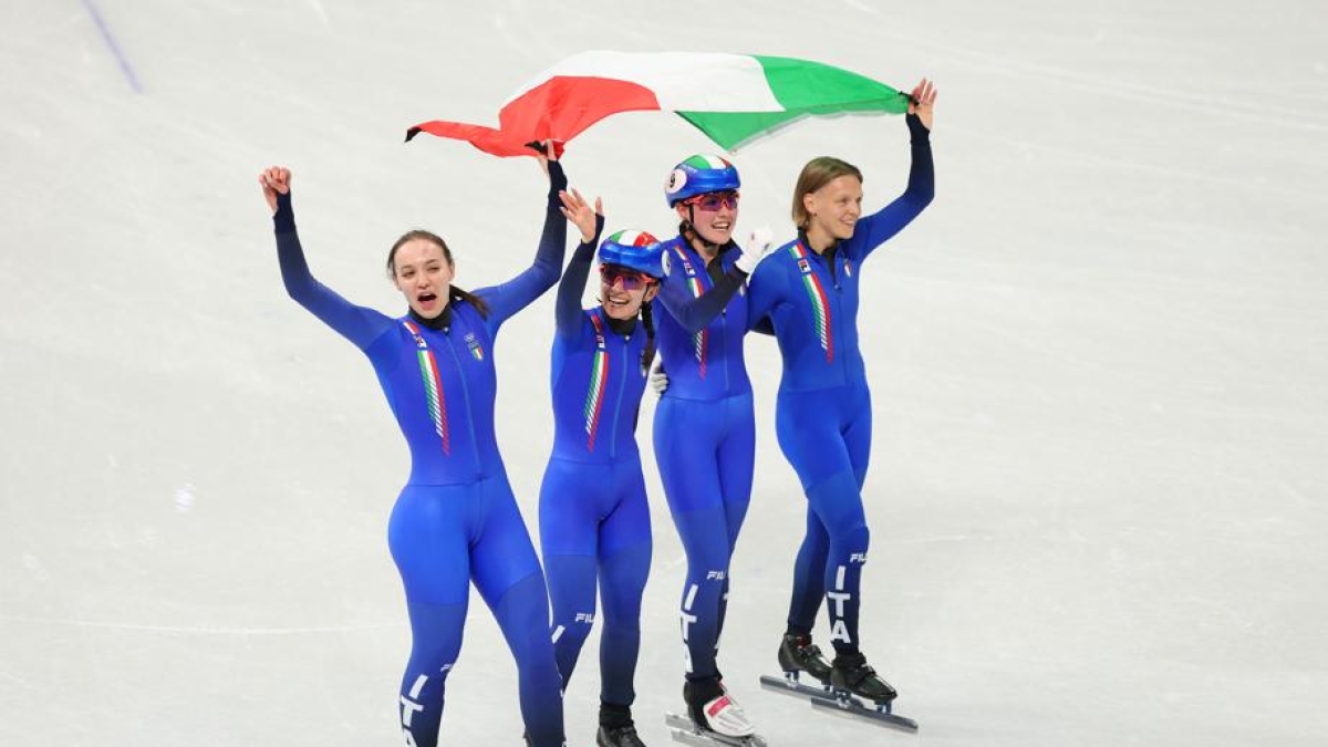 Short track, argento per la staffetta donne. Fontana a 14 medaglie supera Mangiarotti. Sighel furioso diserta la finalina