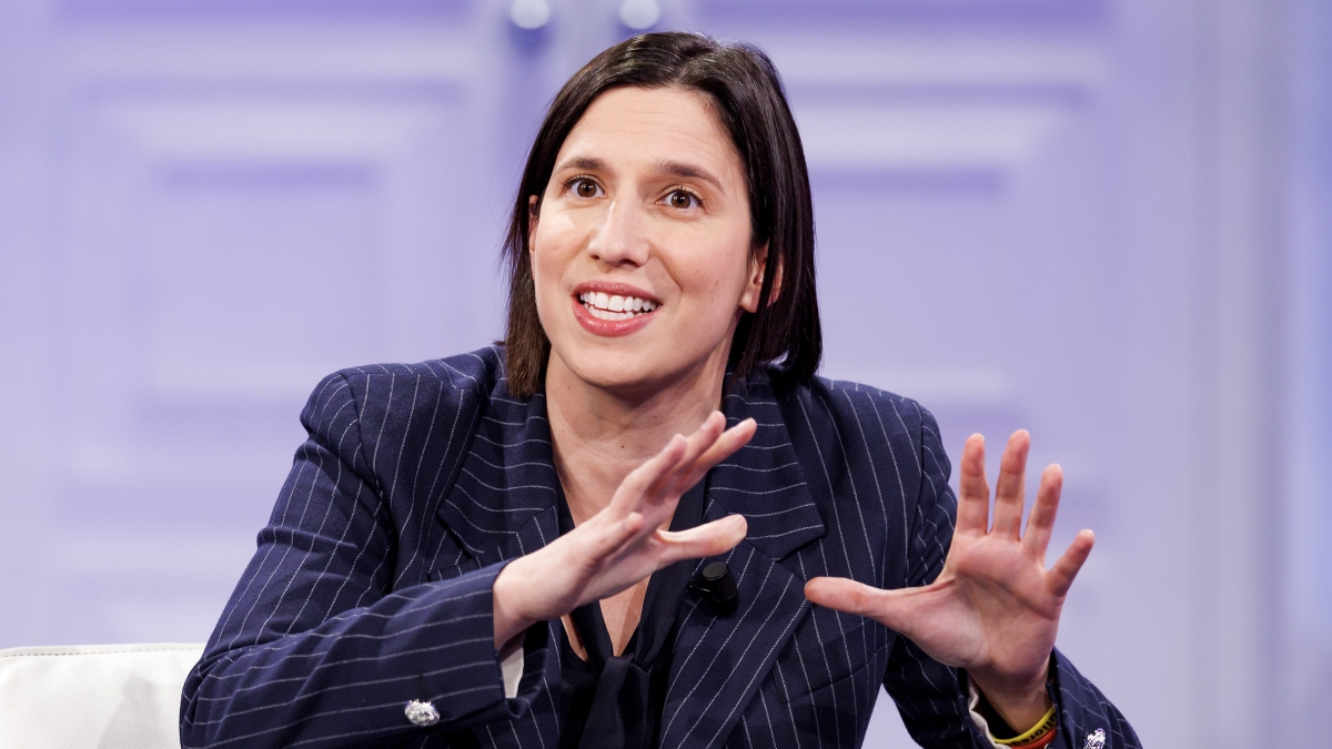 Elly Schlein: «Dal Colle parole di alto profilo ma Meloni ha ignorato l'appello. Con il No difendiamo la Carta»