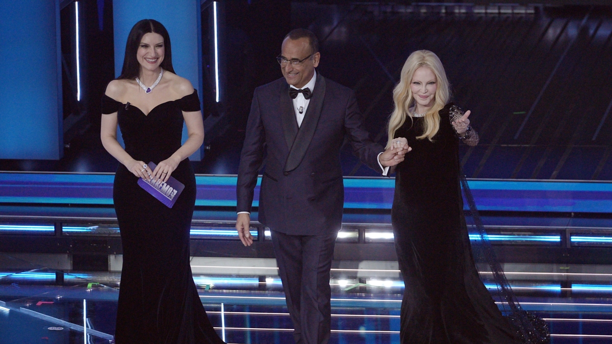 sanremo scaletta e orari della prima serata ferro scalda l ariston la 105enne e l omaggio con refuso alla nascita della repubblica da Xml2.corriere.it sanremo scaletta e orari della prima serata ferro scalda l ariston la 105enne e l omaggio con refuso alla nascita della repubblica