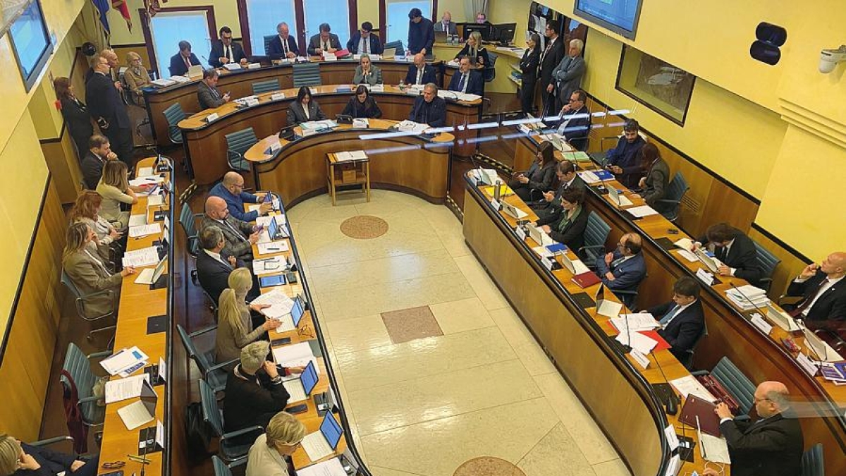 Via libera al Piano Casa di Stefani in Veneto, la giunta sposta 166 milioni ma così stop ai progetti nei Comuni