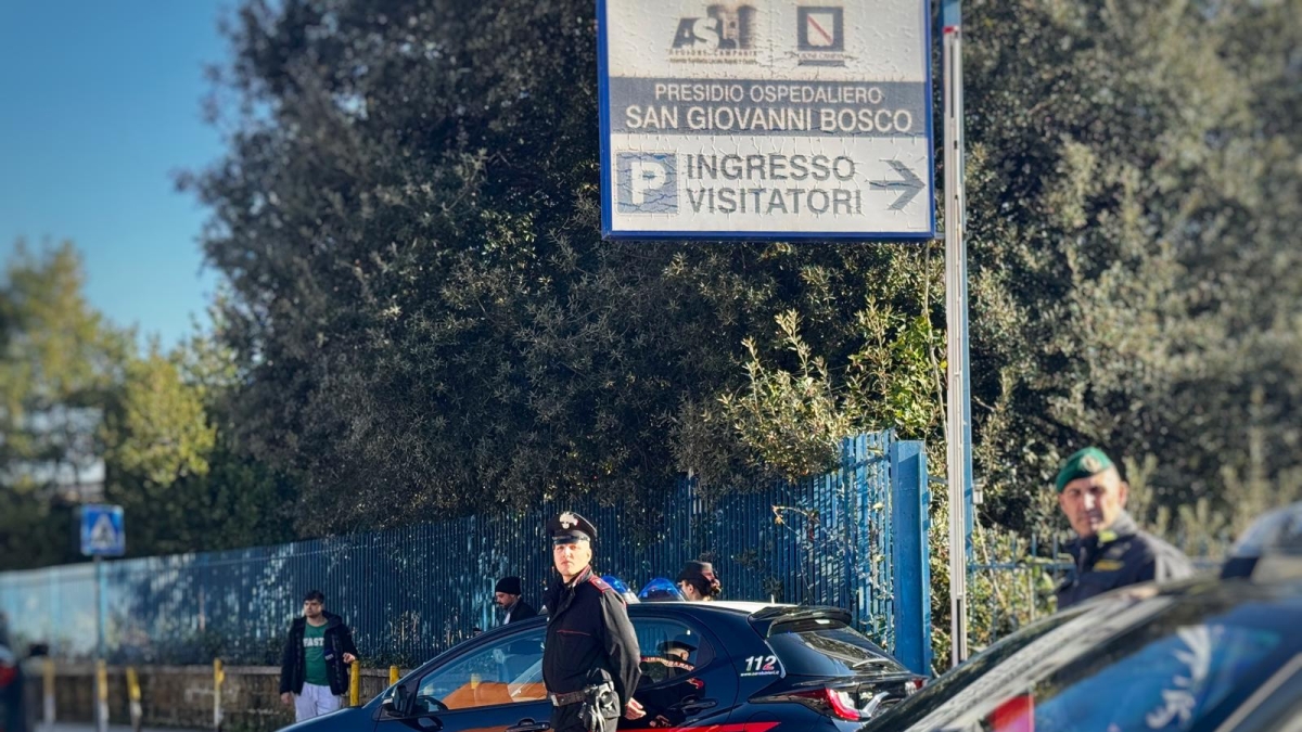 Al San Giovanni Bosco di Napoli il traffico clandestino di cadaveri e le presunte "mazzette" ai medici: le accuse dei pm sugli affari del clan Contini