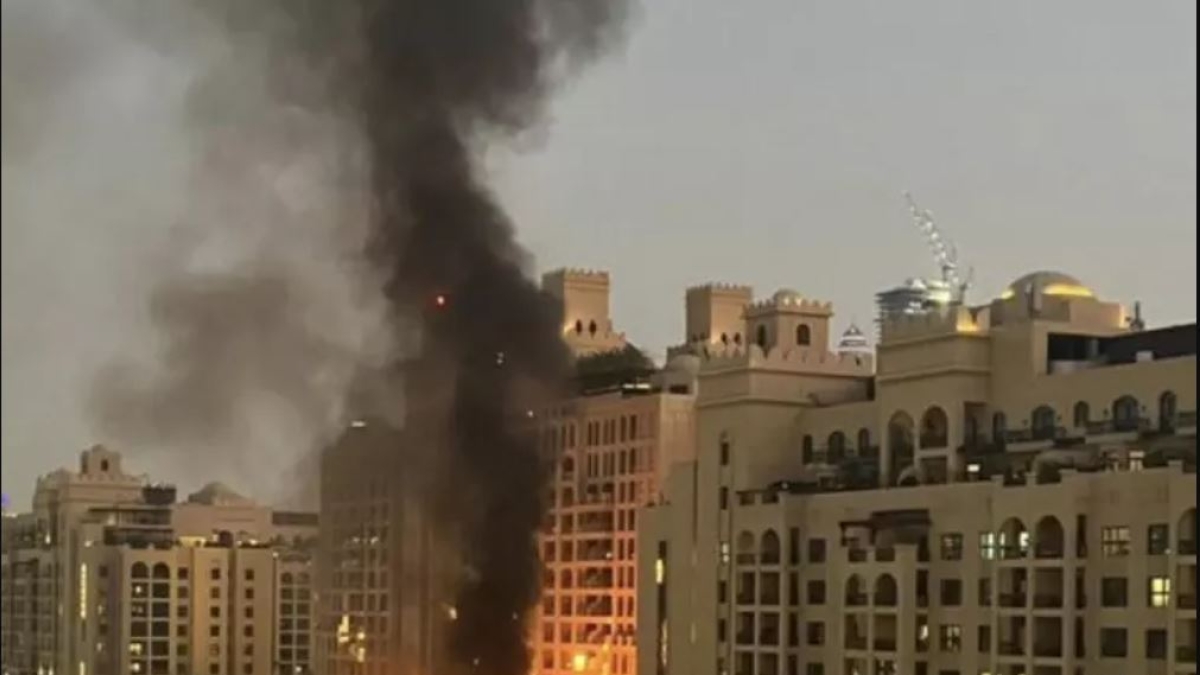 Duecento studenti italiani bloccati a Dubai, organizzato il rientro per martedì: volo di Stato da Abu Dhabi a Malpensa