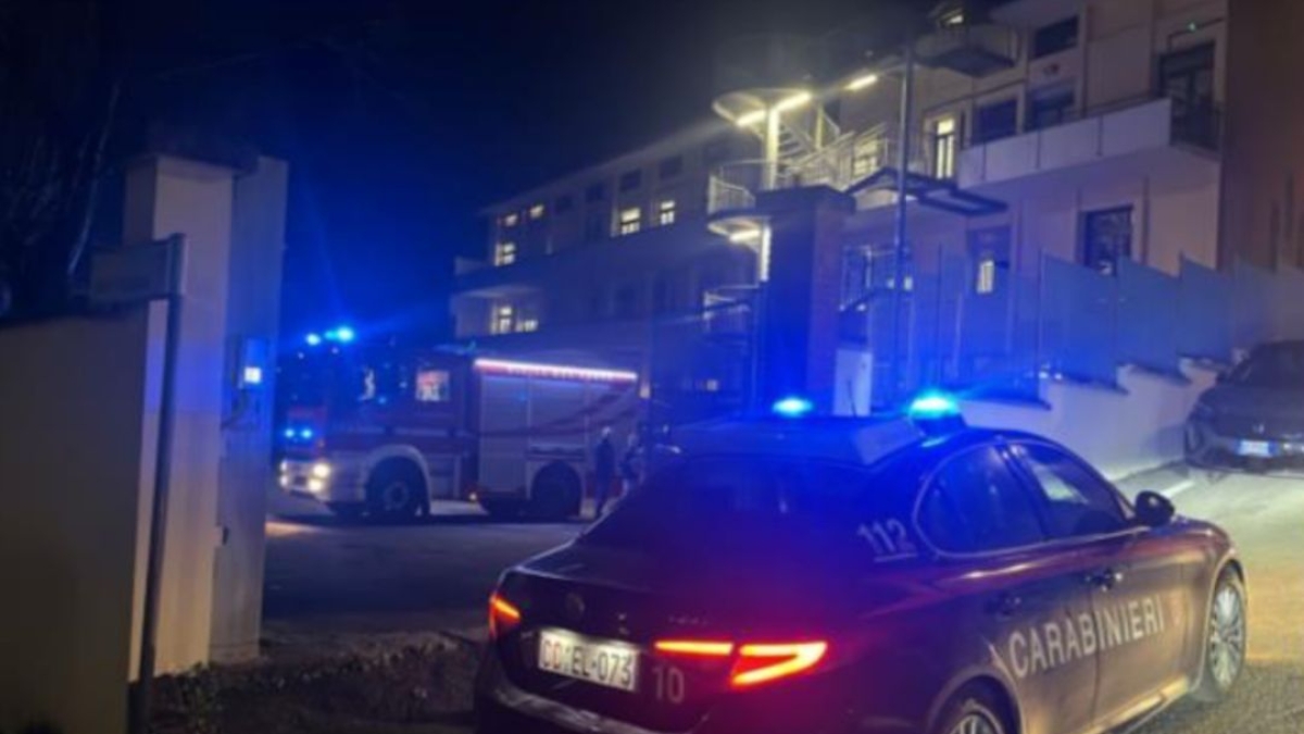 Pavia, incendio doloso in una comunità di accoglienza a Casteggio: danni ingenti, 16enne trasferito al carcere minorile