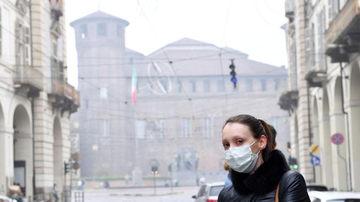Smog, peggiora la situazione a Torino: scatta il semaforo rosso, stop ai diesel Euro 5