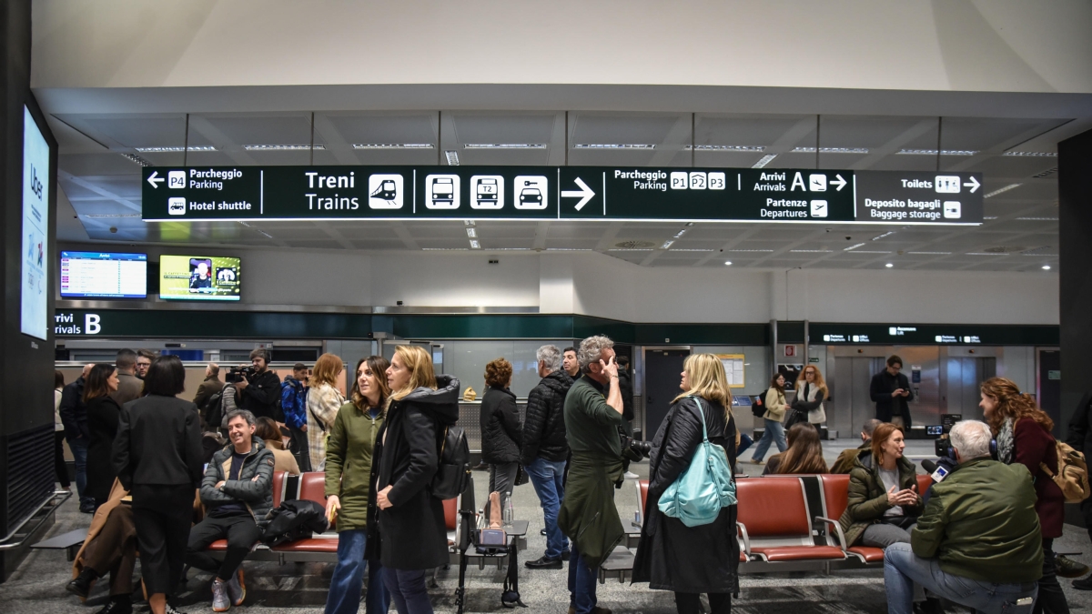 Annullato un viaggio su cinque: «Effetto guerre, come il Covid». Cambi anche per l’estate: mete favorite Sardegna e Puglia