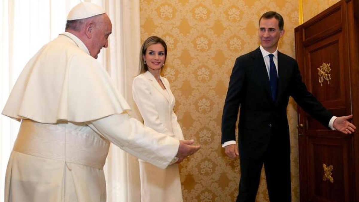 Vaticano, i reali di Spagna il 20 marzo a Roma: l'omaggio a papa Leone XIV, le visite istituzionali. In programma una passeggiata in città