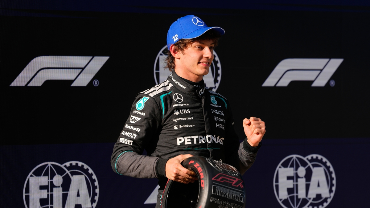 Kimi Antonelli, il più giovane poleman di sempre in F1: chi è il pilota italiano della Mercedes