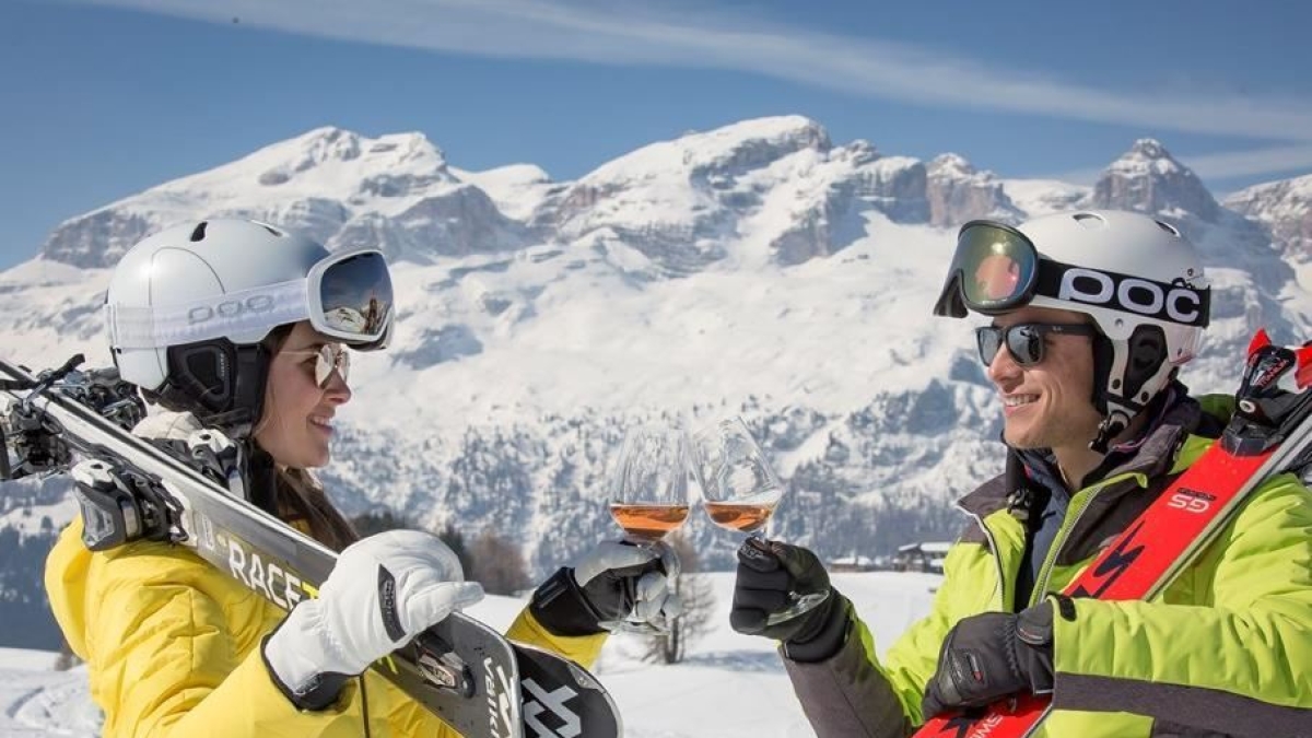«De dl Vin», degustazioni e sci in Alta Badia: un wine skisafari che omaggia la viticoltura eroica