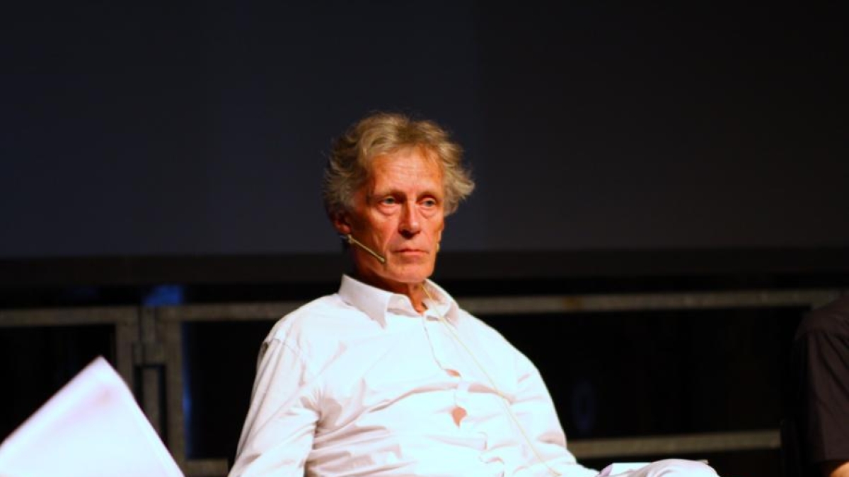 De Kerckhove: «L'Intelligenza artificiale? Imita quella napoletana»