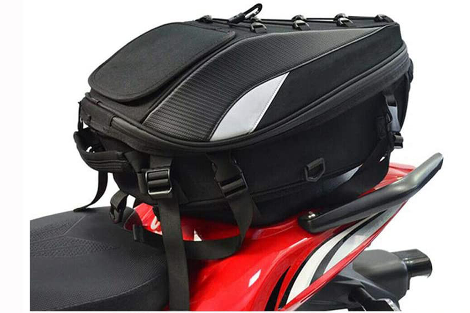 
                                    
                                Gli accessori per andare in moto in pieno comfort e sicurezza