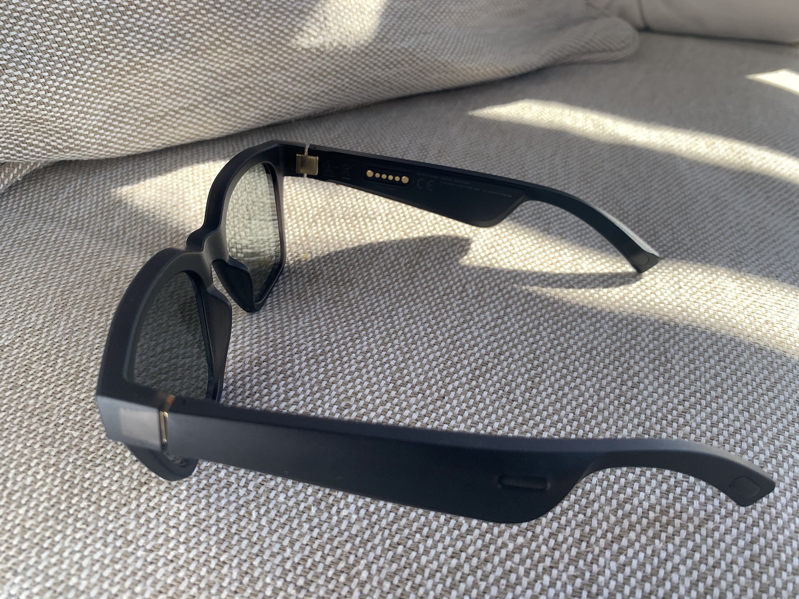 
                                    
                                Bose Frames, occhiali da sole per ascoltare la musica e rispondere a chiamate