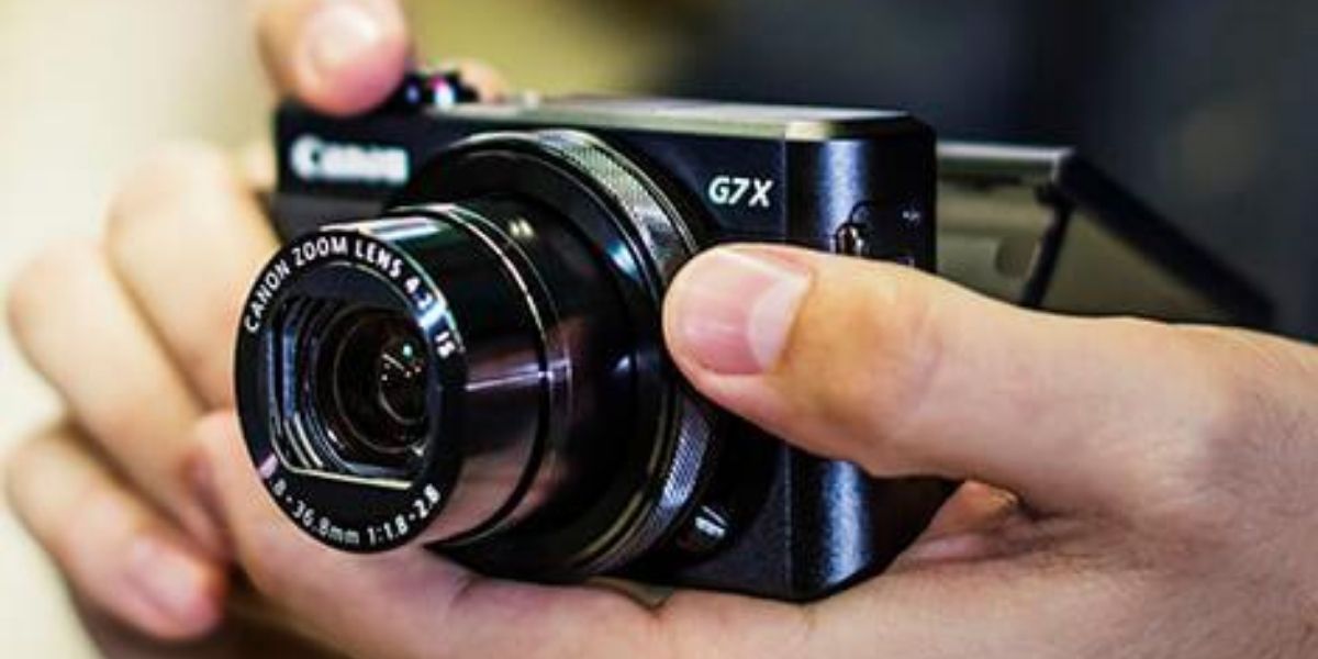 
                                    
                                Fotocamera compatta, quale scegliere? Le migliori del 2020