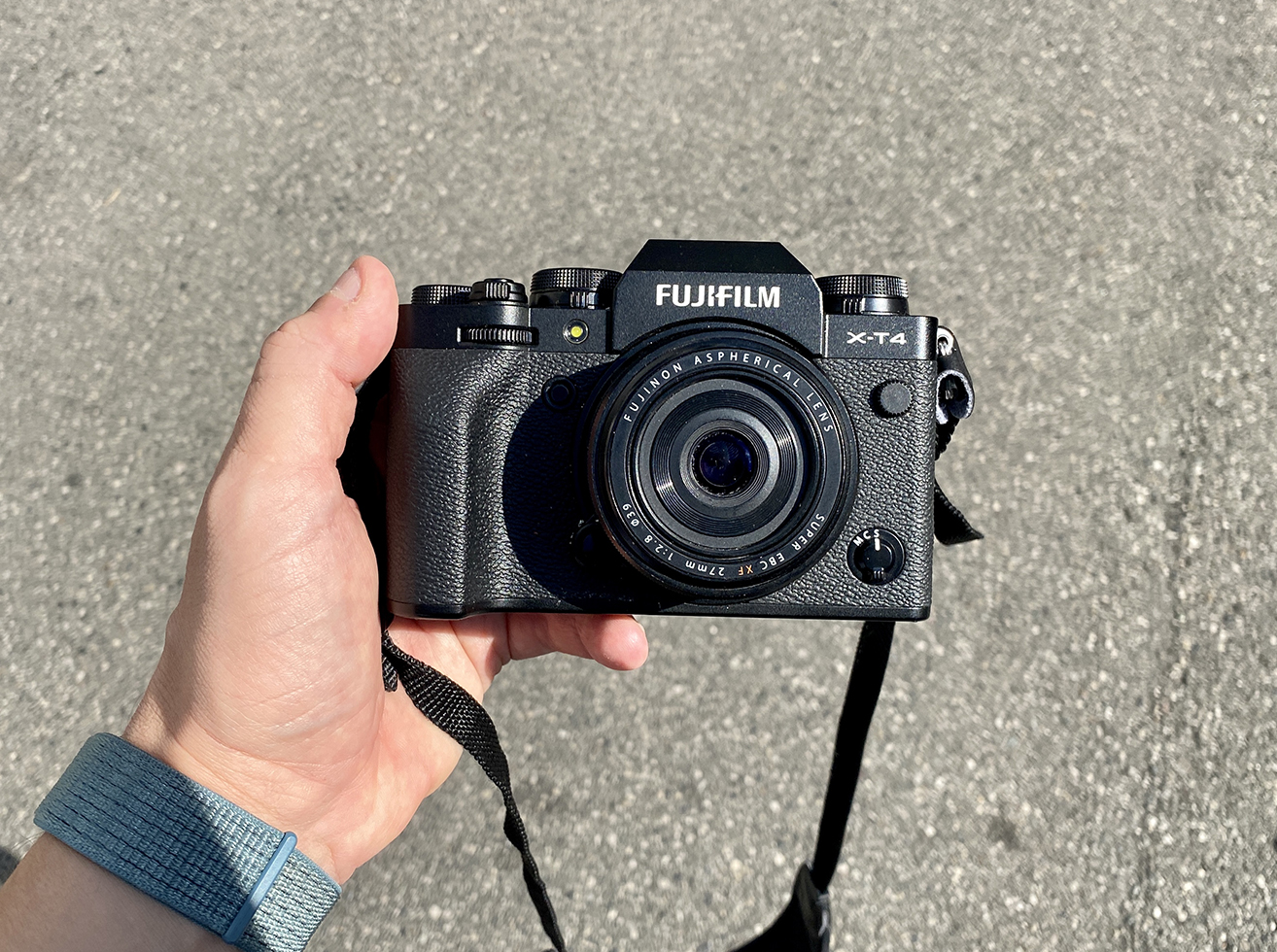 
                                    
                                Fujifilm X-T4, la mirrorless APS-C più interessante del momento