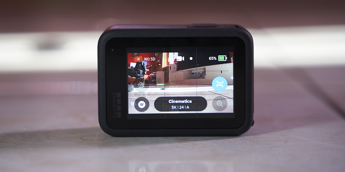 
                                    
                                GoPro Hero 9 Black, doppio schermo e risoluzione aumentata per foto e video d'azione
