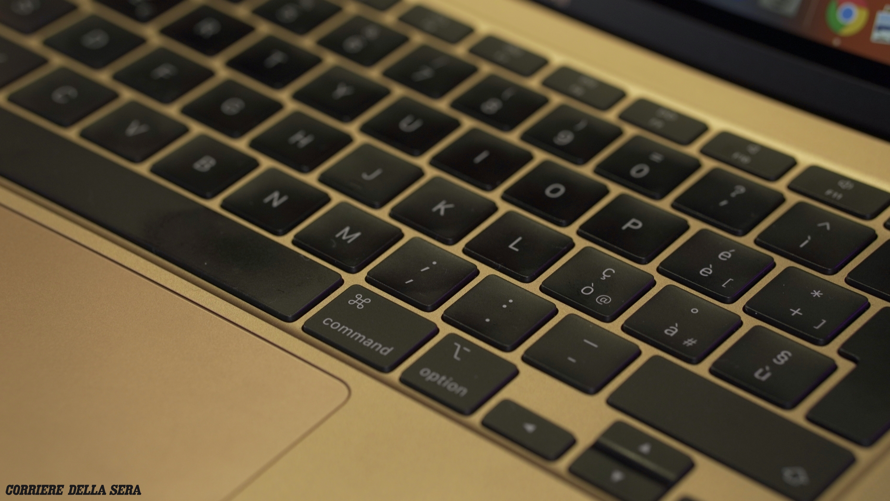 
                                    
                                MacBook Air 2020, la recensione: la concorrenza del MacBook Pro 13" è troppo forte