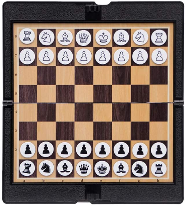 
                                    
                                Con The Queen's Gambit tutti pazzi per gli Scacchi: i manuali e le scacchiere per cominciare
