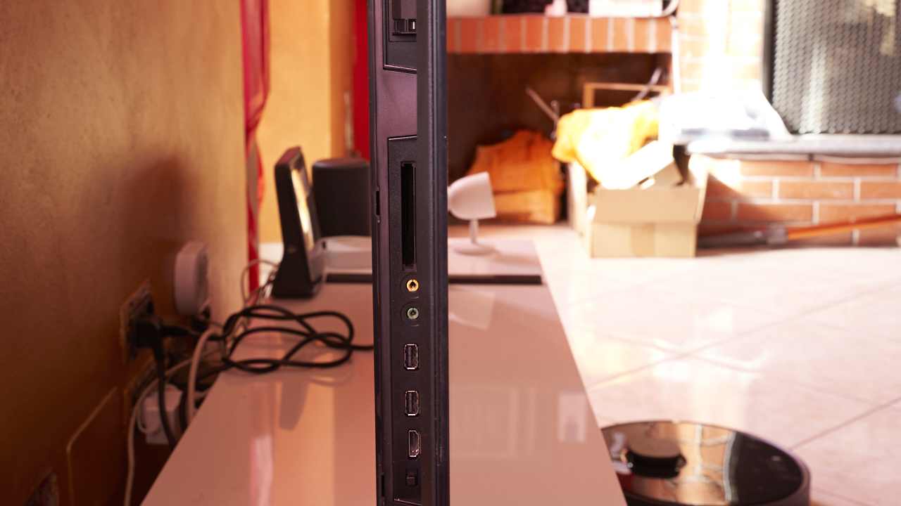 
                                    
                                Recensione Sony XR A90J OLED: il cinema a casa è servito