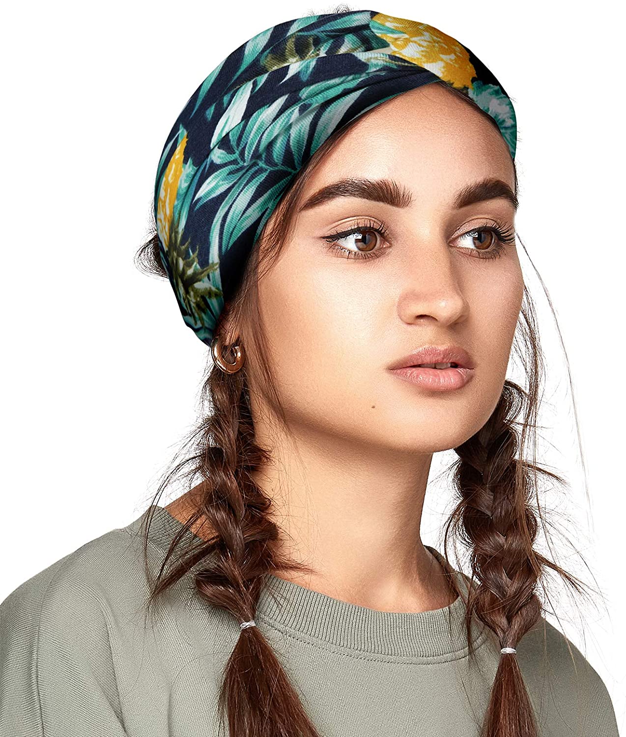 
                                    
                                Accessori per capelli da donna: clip, cerchietti, turbanti, i must per l'estate 2021