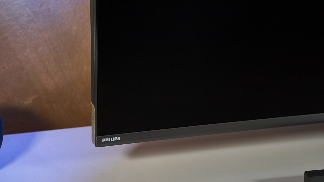
                                    
                                Philips The One 8556: guardare la TV si evolve con l’Ambilight