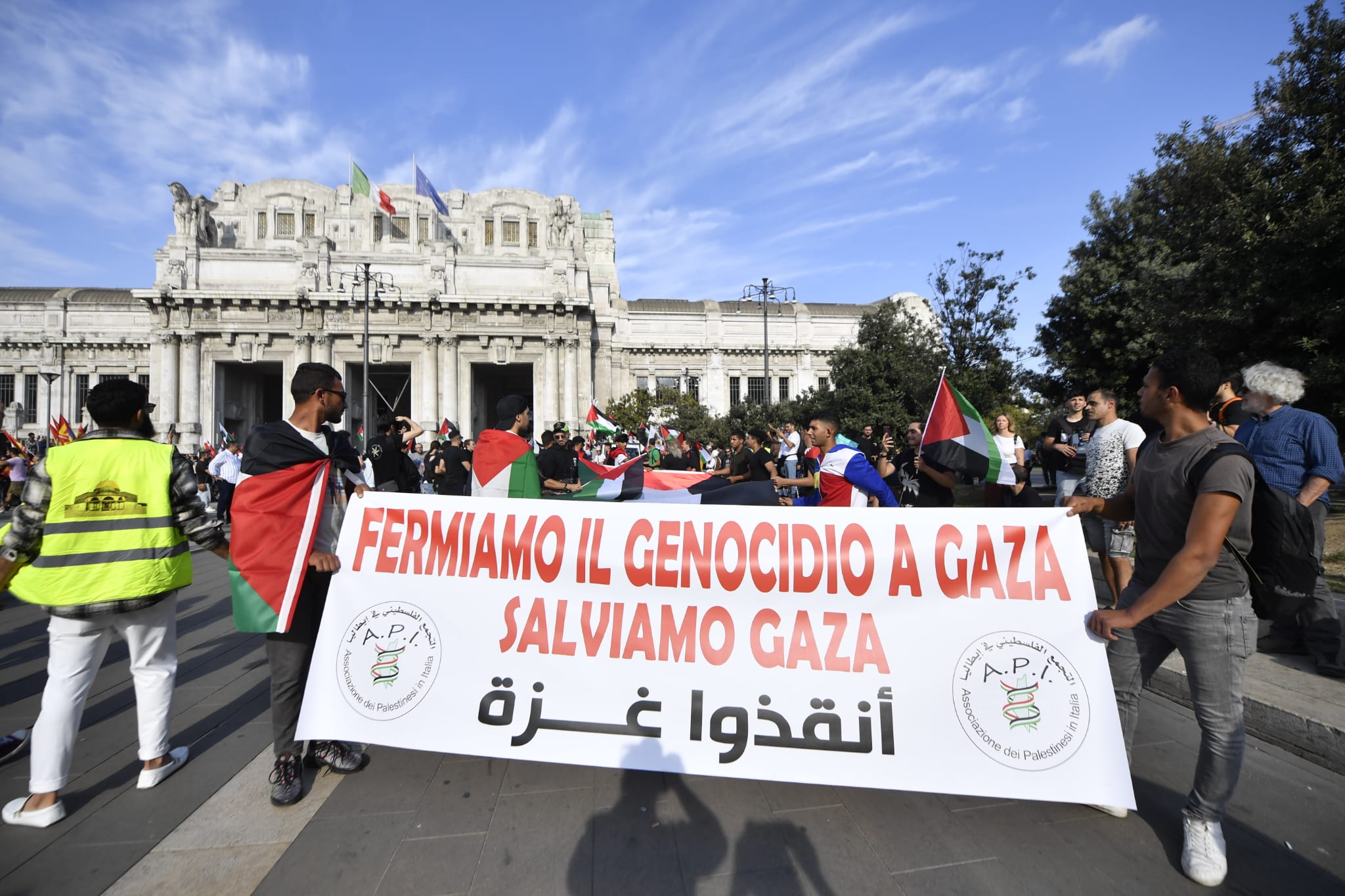 Le Immagini Del Corteo Pro Palestina A Milano | Corriere.it