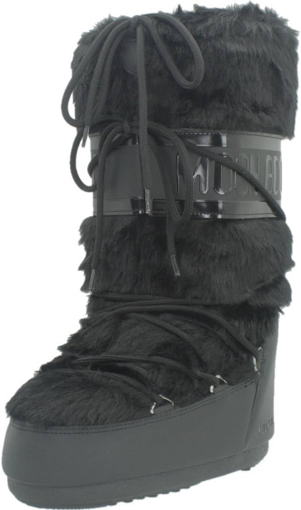 
                                    
                                Moon Boot, quali modelli comprare per godersi la neve senza rischiare l'ibernazione