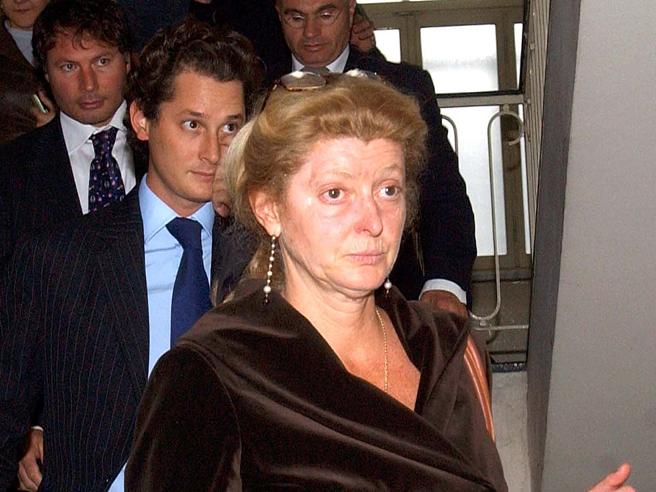 Eredità Agnelli, la Procura apre un fascicolo sulle fiduciarie. Tre indagati