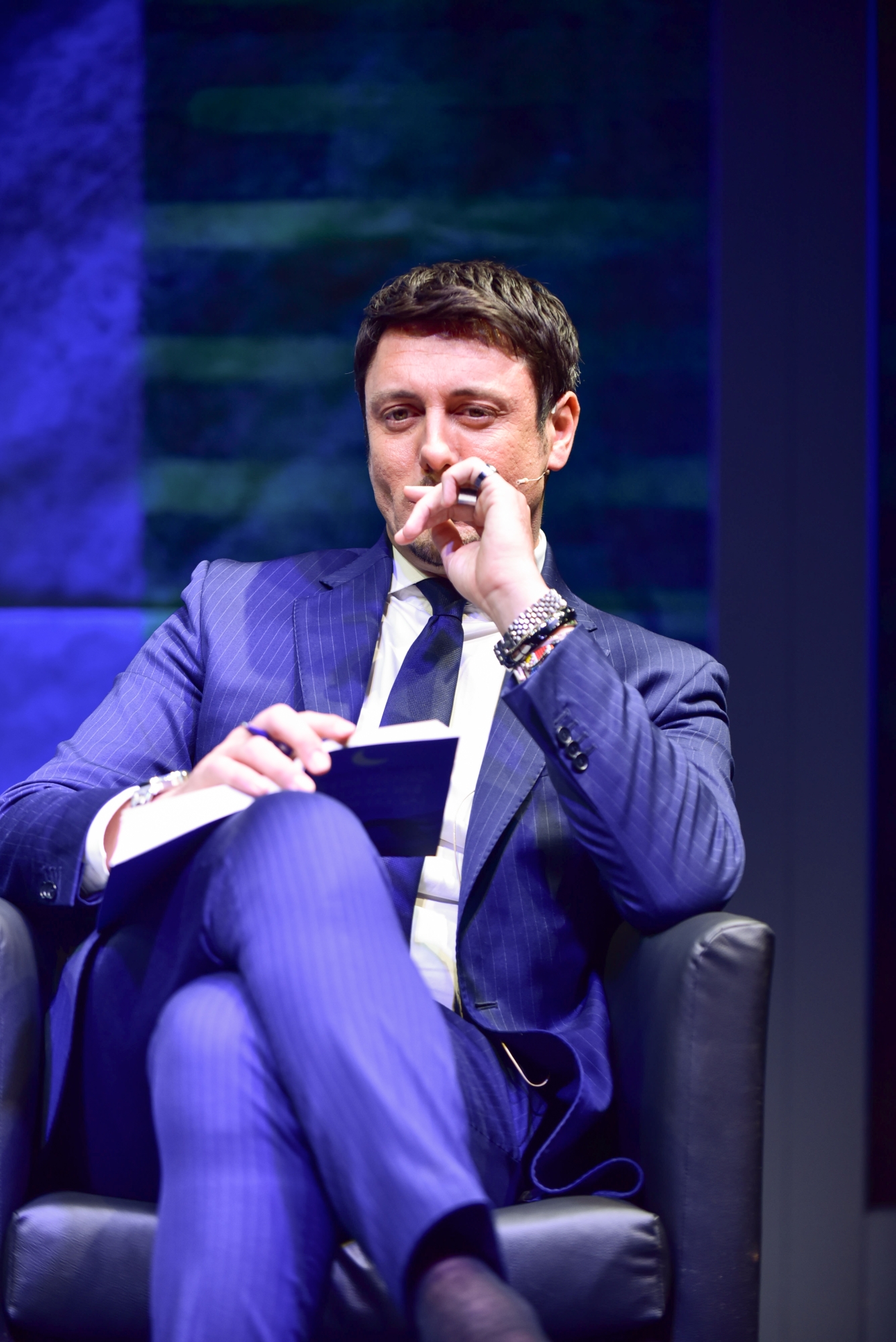 «Giorgia? Una persona fantastica. La più importante della mia vita»: Giambruno torna e si confessa