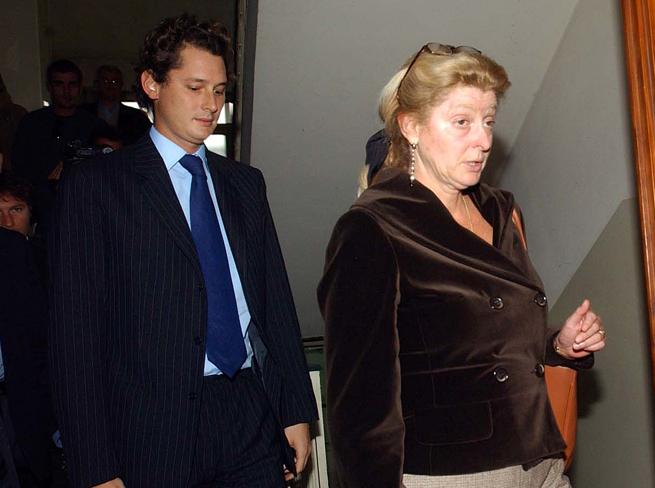 Eredità Agnelli, il Riesame accoglie in parte il ricorso di John Elkann contro il decreto di sequestro