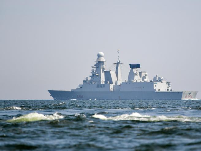 La nave della Marina italiana Caio Duilio (Epa)