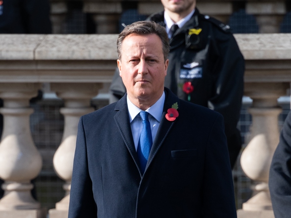 David Cameron, criticato nel libro di Lionel Barber, perché non intuì i rischi del referendum sulla Brexit e quindi non seppe capire gli inglesi:una sua infelice battuta sui tassisti indiani è la «vendetta» dell’autore che lo stimava (foto Getty)