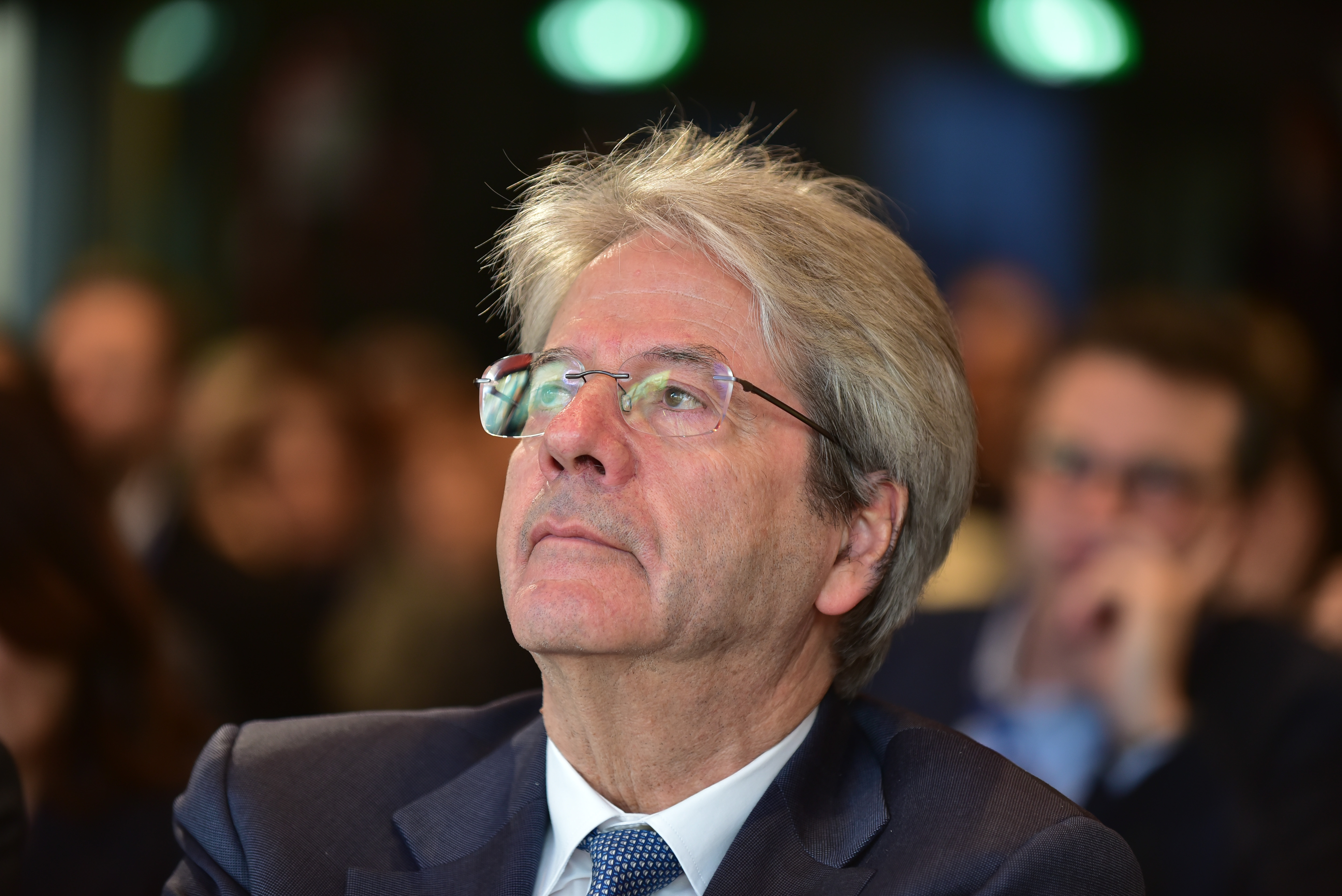 Bergamo, Gentiloni e Locatelli ricordano al cimitero le vittime del Covid