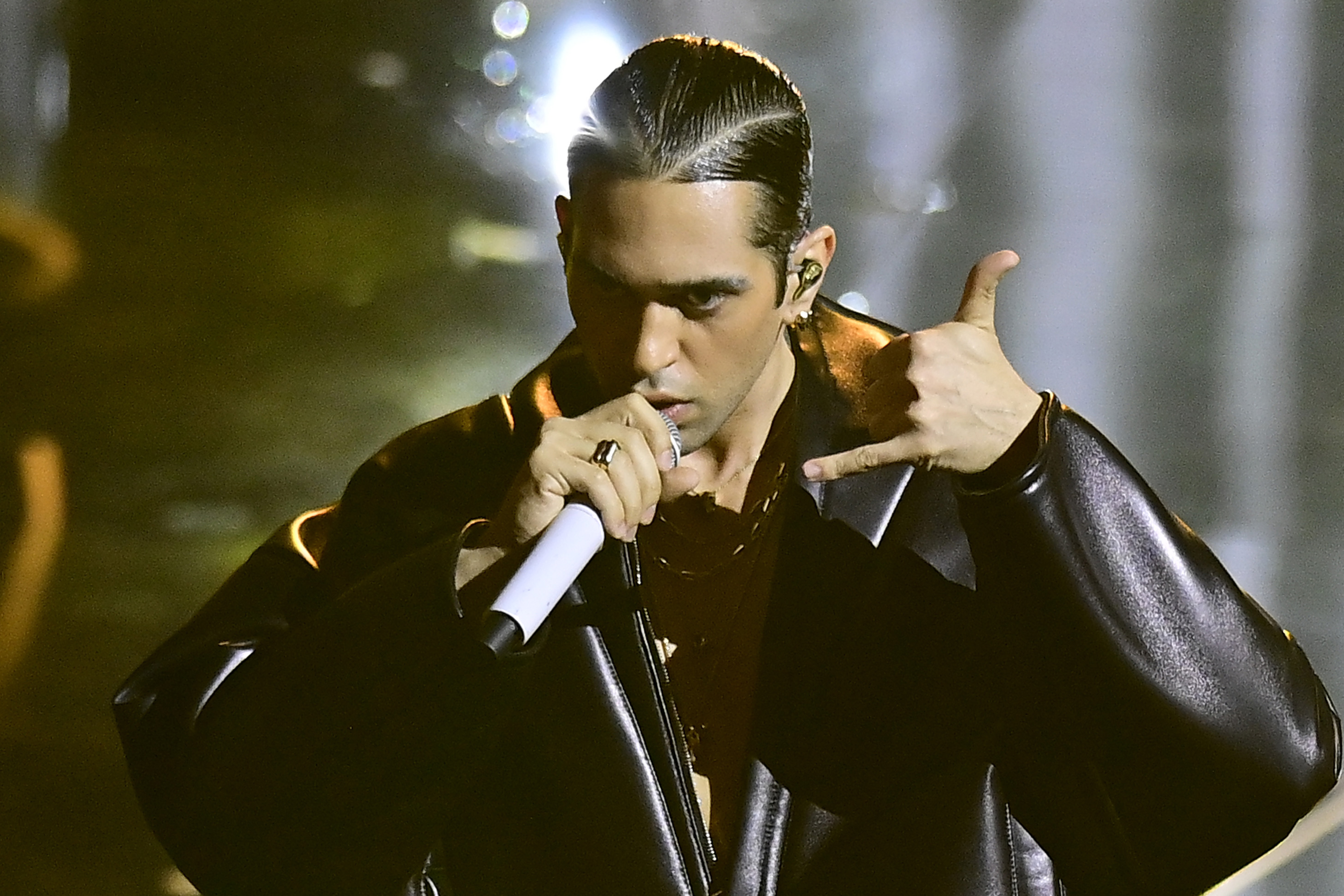 Mahmood performs at 74th edition of the SANREMO Italian Song Festival at the Ariston Theatre in Sanremo, northern Italy - Saturday, FEBRUARY 10, 2024. Entertainment. (Photo by Marco Alpozzi/Lapresse)