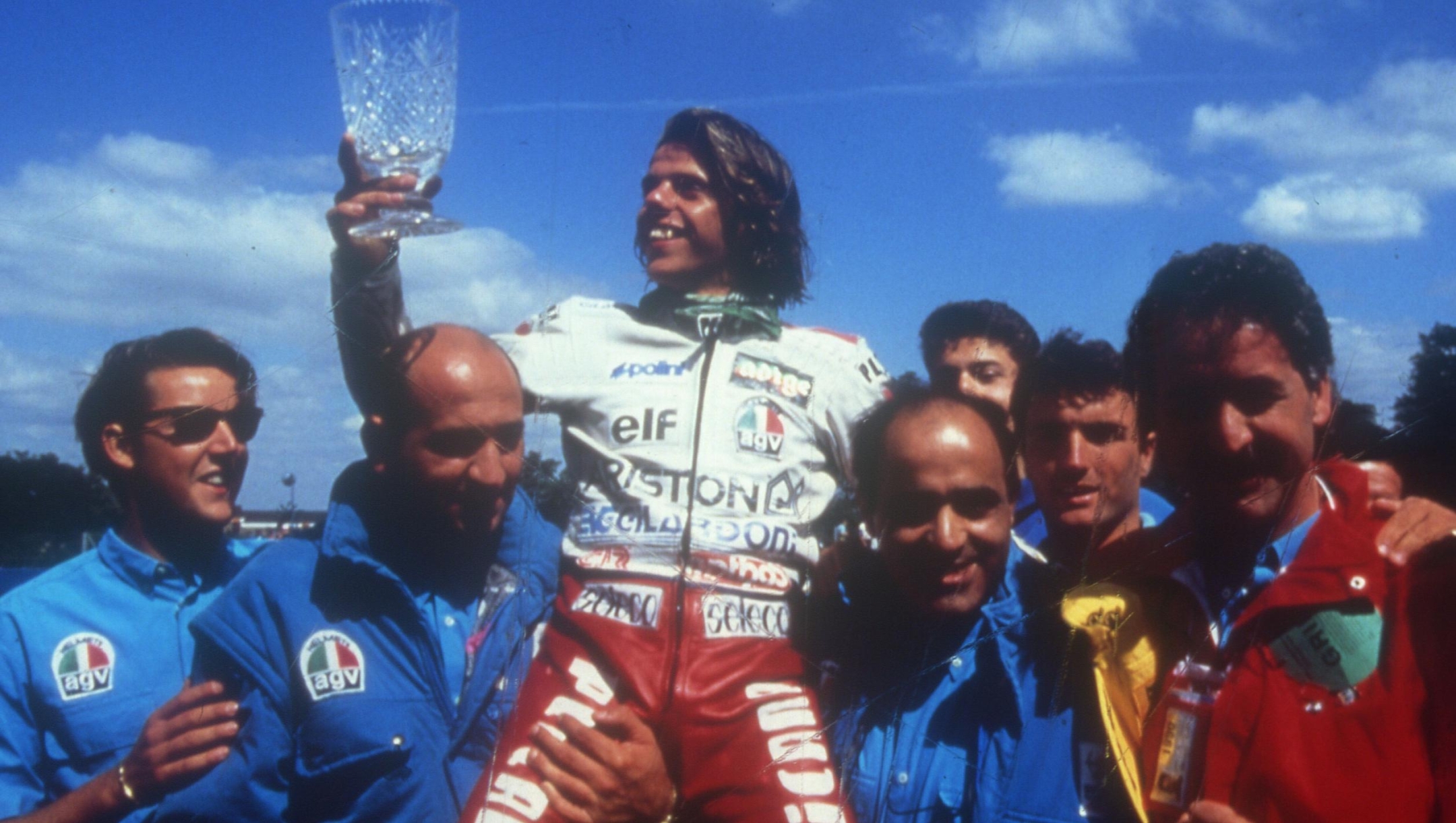 Loris Capirossi, cosa fa oggi: il mondiale record a 17 anni, il ...