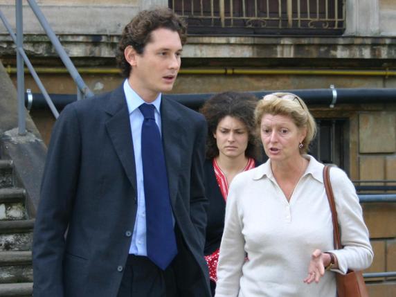 Eredità Agnelli, la «residenza fittizia» di Marella, Margherita e i fratelli Elkann: le motivazioni della conferma del sequestro