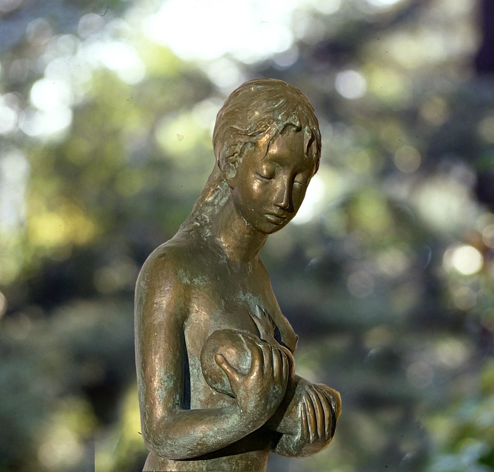 Statua
