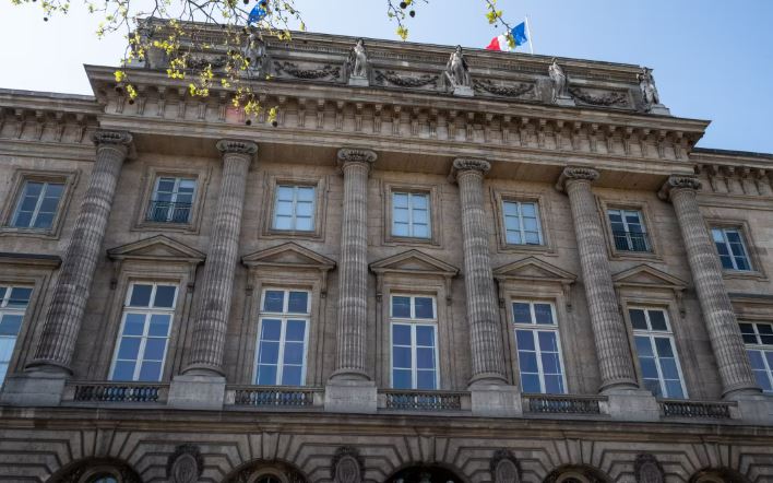 «Salari più alti», lo sciopero dei dipendenti della zecca francese: a rischio le medaglie di Parigi 2024