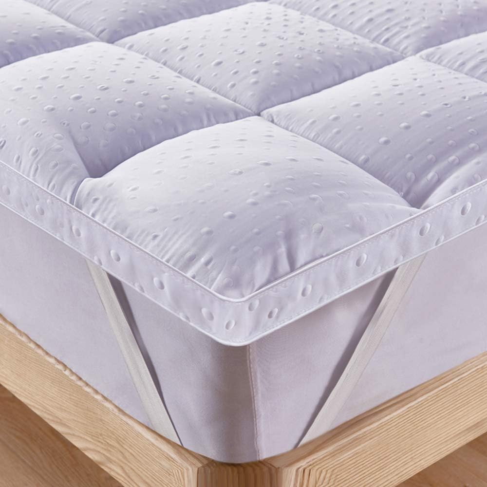 
                                    
                                Che cos'è il topper e perché migliora la qualità del materasso (e del sonno): la guida