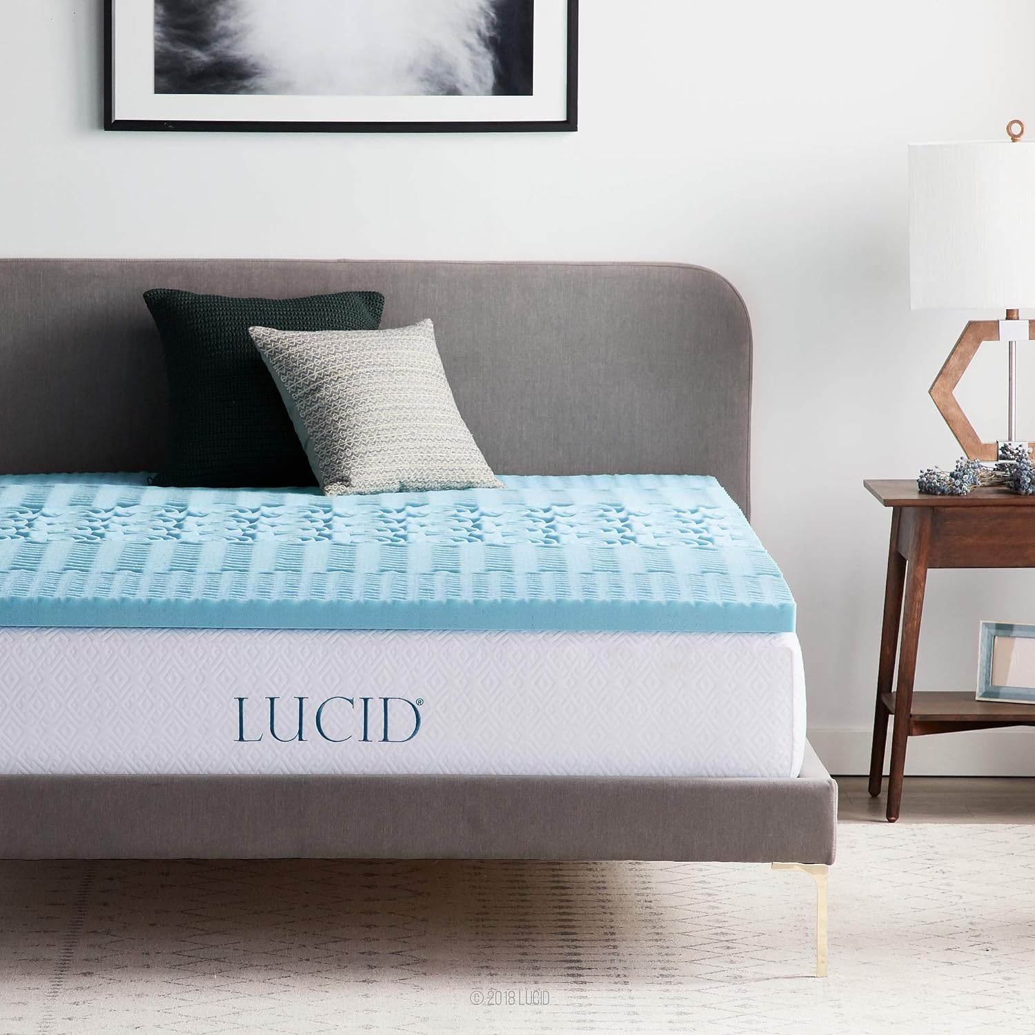 
                                    
                                Che cos'è il topper e perché migliora la qualità del materasso (e del sonno): la guida