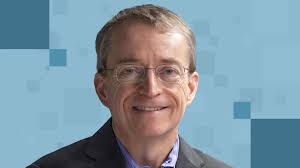 Intel, il ceo Gelsinger annuncia la riscossa: «I microchip? Disegniamoli noi»