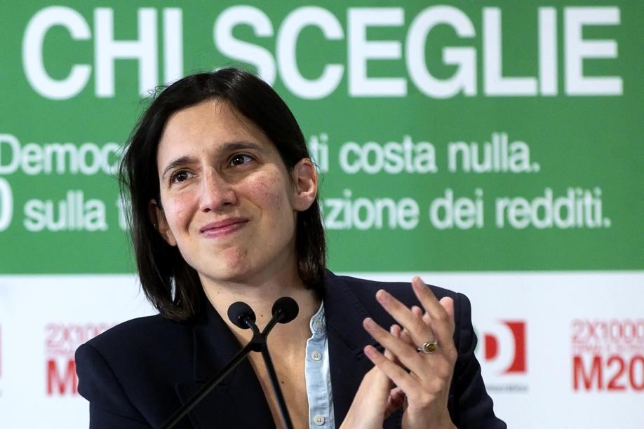 Europee, Elly Schlein si candida e sarà capolista al Centro e nelle Isole: «Disponibile a dare una mano»