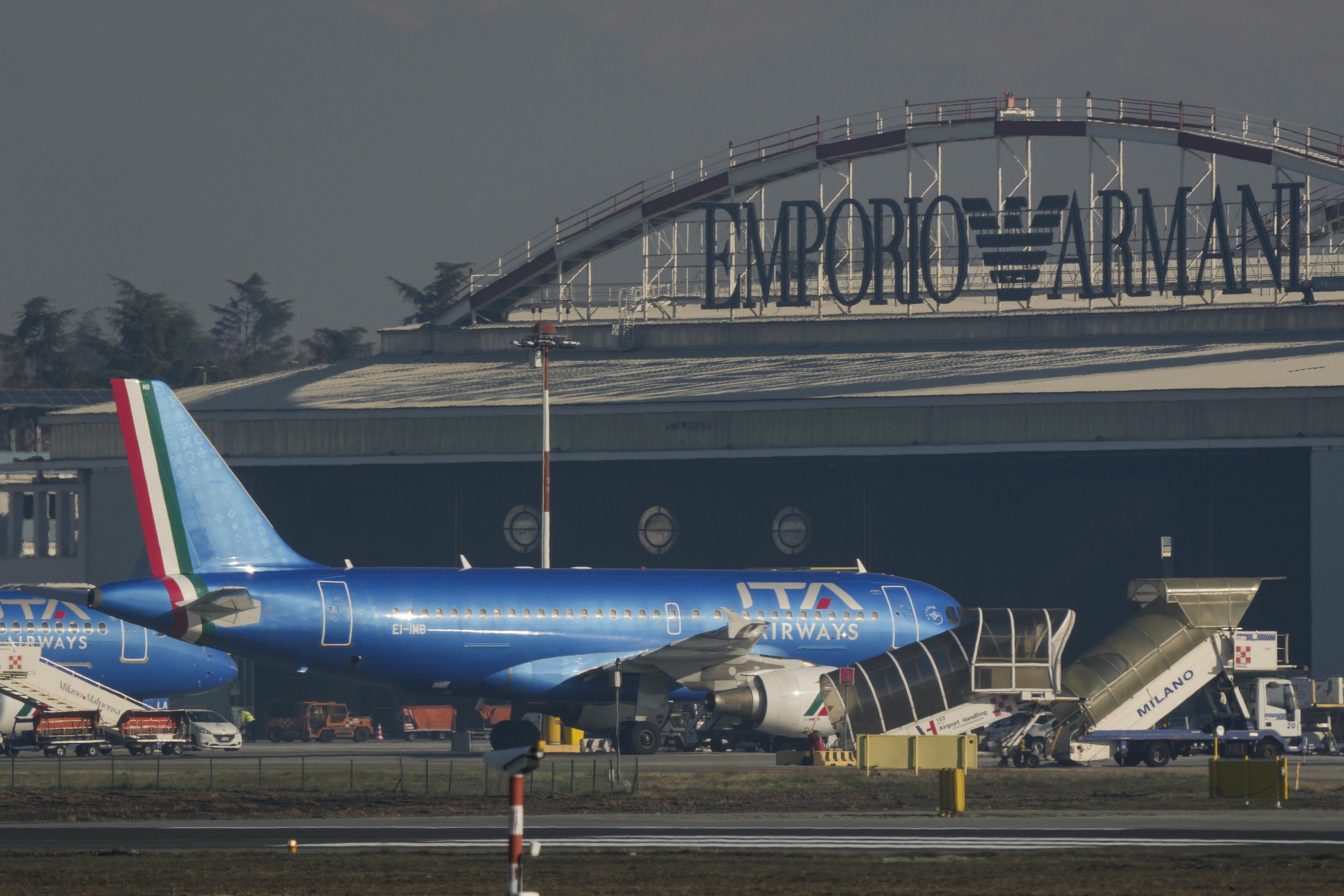 Il ritorno (a sorpresa) della «navetta dei cieli» Milano-Roma: sempre più persone prendono l’aereo