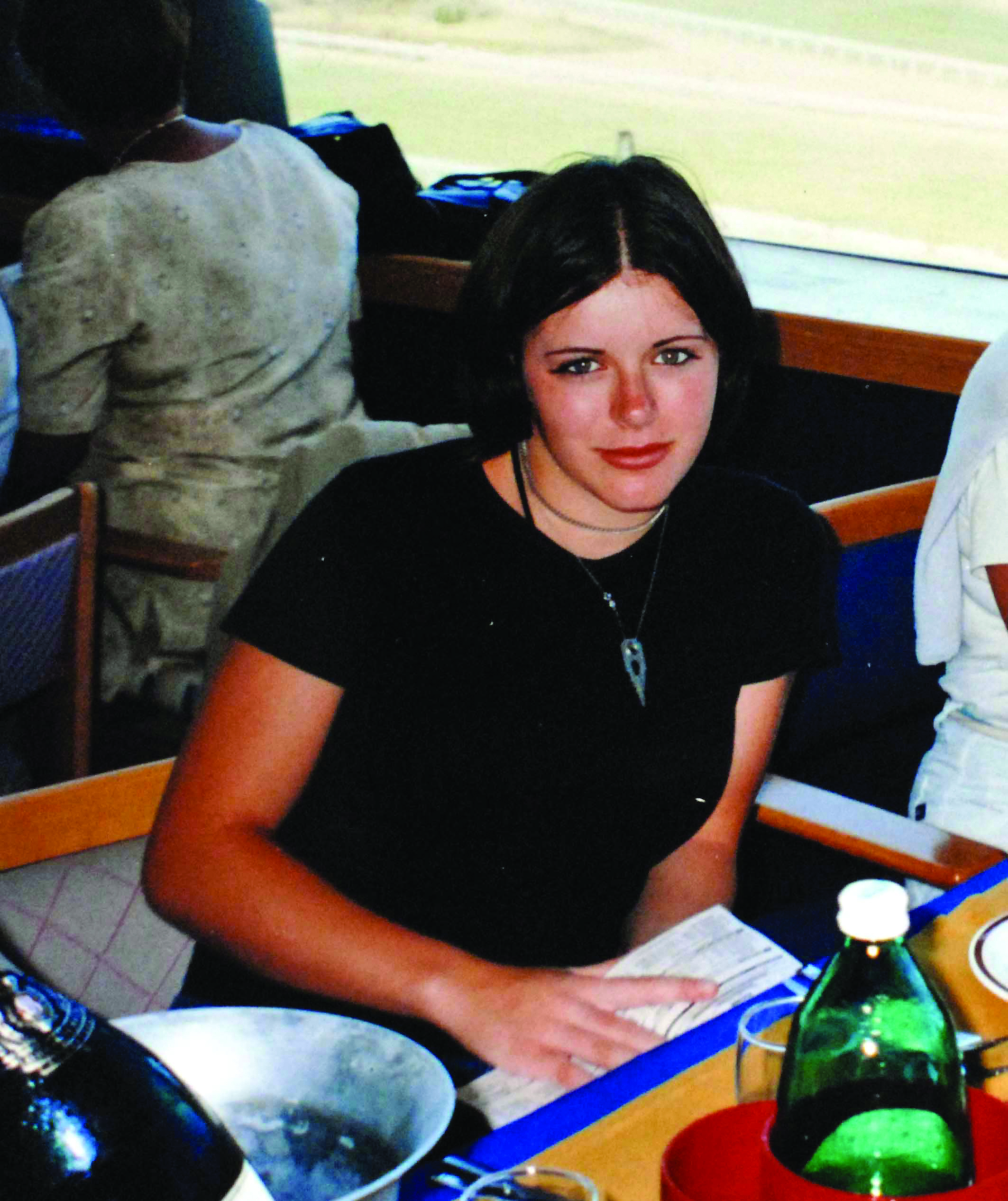 TRIBUNALE DI MILANO - PROCESSO BESTIE DI SATANA - ELISABETTA BALLARIN, PRIMA DI CONOSCERE ANDREA VOLPE (Milano - 2007-05-14, Mauro Consilvio / ipa-agency.net) p.s. la foto e' utilizzabile nel rispetto del contesto in cui e' stata scattata, e senza intento diffamatorio del decoro delle persone rappresentate