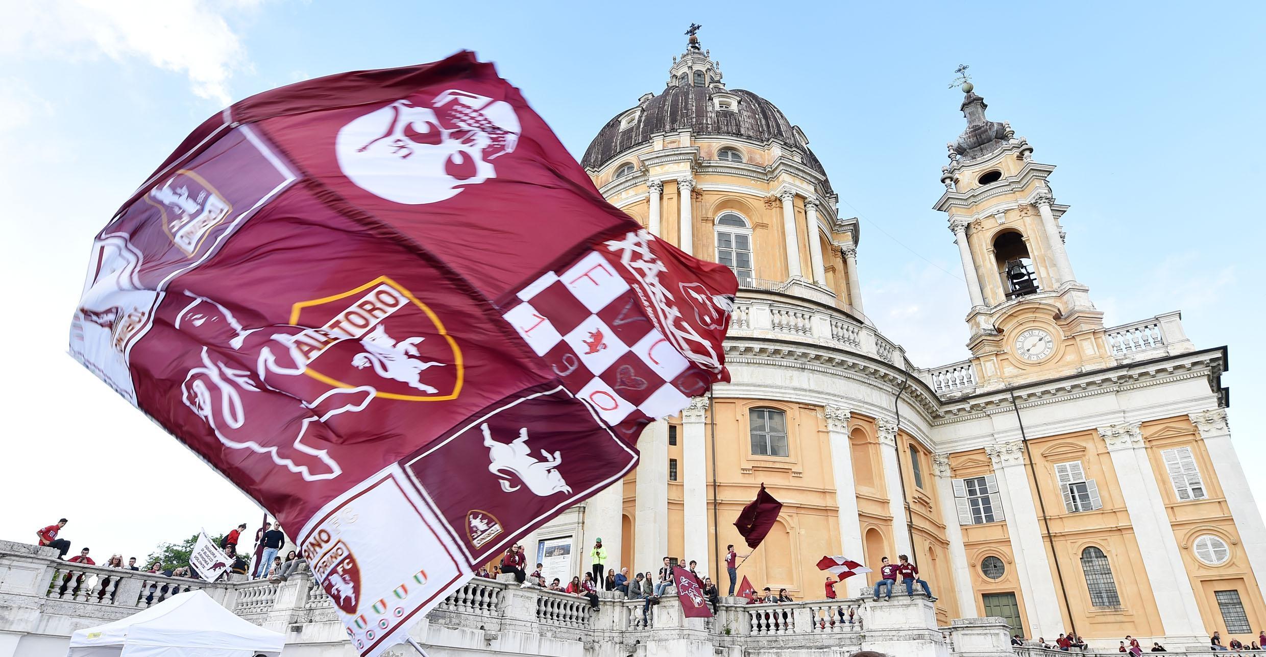 Torino FC's supporters attend the commemoration ceremony in memory of players of Torino FC who died in the Superga crash occurred on 04 May 1949, when a plane of Avio Linee Italiane (Italian Airlines) carrying the entire Torino football team (popularly known as the "Grande Torino") crashed into the retaining wall at the back of the Basilica of Superga which stands on the hill of Turin, outside the Superga's Basilica, near Turin, Italy, 04 May 2019.
ANSA/ALESSANDRO DI MARCO